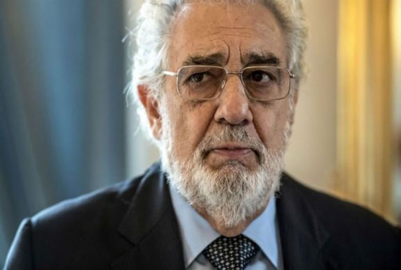 Szexuális zaklatással vádolják Plácido Domingót, egy koncertjét már lemondták