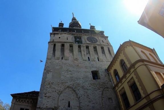 Lépten-nyomon, Segesváron: körbeutazzuk Erdélyt Márkus Éva videobloggerrel