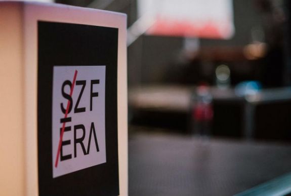 Hétvégére kortárs művészeti „szféra” lesz a marosvásárhelyi volt Európa Gimnázium udvara