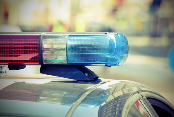 Szándékosan gázolta el vitapartnereit, ezért megkéselték