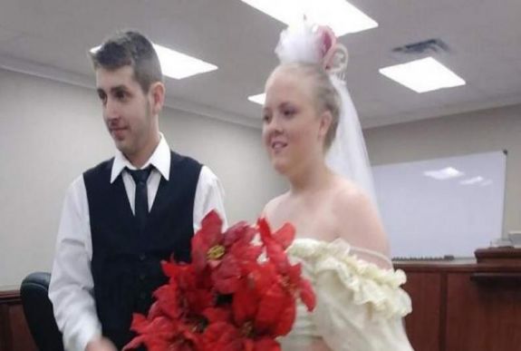 Szörnyű tragédia történt 5 perccel házasságkötésük után