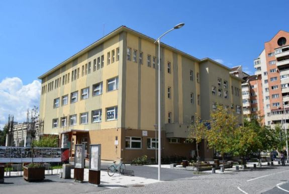 „Az ismeretközlés tudomány, a nevelés az már művészet” – ötven éves a csíkszeredai művészeti oktatás