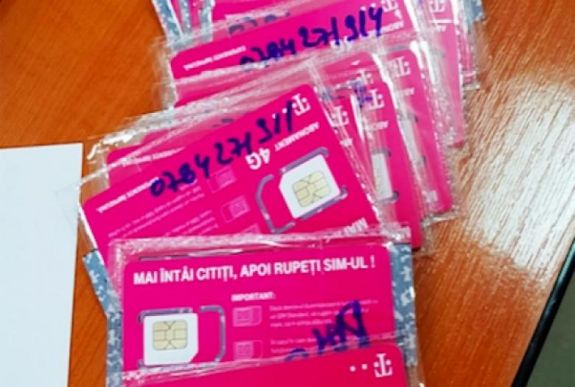 Szigorítás: januártól nem lehet névtelenül mobiltelefonos feltöltőkártyát venni