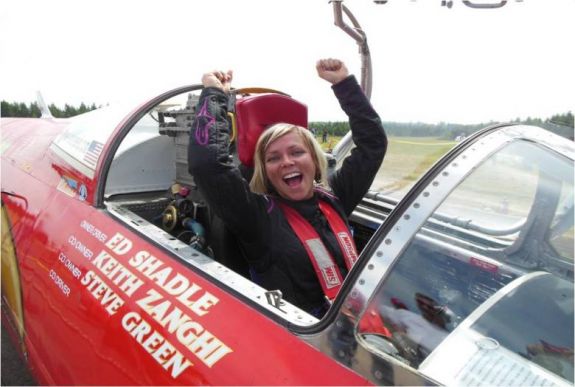 Rekorddöntési kísérlet közben halt meg a világ leggyorsabb női sofőrje