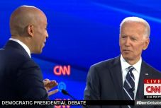 A demokrata elnökjelölt-aspiránsok újabb vitáján is főleg egymást bírálták a politikusok 