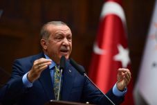 Erdogan: a török hadsereg bevonul Északkelet-Szíriába