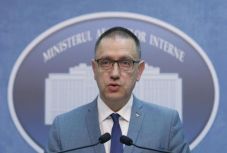 Kerüli a kérdést a rendőrség és az alvilág összefonódásáról a belügyminiszter