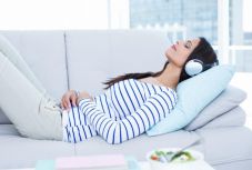 Zenehallgatással leküzdhető a műtét előtti szorongás