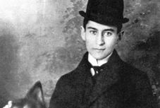 Először láthatja a nagyközönség a Kafka-trezor tartalmát