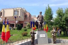 A Budapestet száz éve megszálló román tábornok szobrát leplezték le Kolozsváron