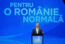 Klaus Johannis normális Romániát ígér választóinak