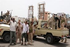 Jemenben külön háború fenyeget a polgárháborún belül