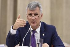 ALDE-frakcióvezető: nem kell mindenáron kormányon maradni