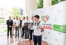 Négy határon túli településről indultak kerékpáros túrázók Budapestre