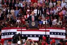 Politico: külföldi diplomaták Donald Trump győzelmére számítanak a 2020-as választásokon