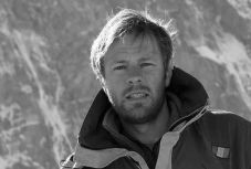 Parkot neveznek el Aradon Török Zsolt hegymászóról