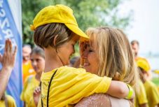 Herczegh Anita nem idegen a gyergyószentmiklósi gyerekek számára