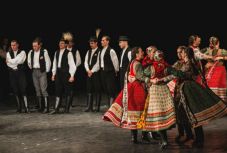 Közös hangot, közös célt keres: megnyílt a Vásárhelyi Forgatag