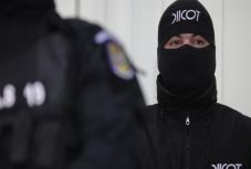 Négy személyt őrizetbe vettek a német kiskorúakat kizsákmányoló bűnbandából