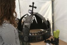 Közös harangot öntenek Sepsiszentgyörgyön a IV. Nemzetközi Kovácstalálkozó résztvevői