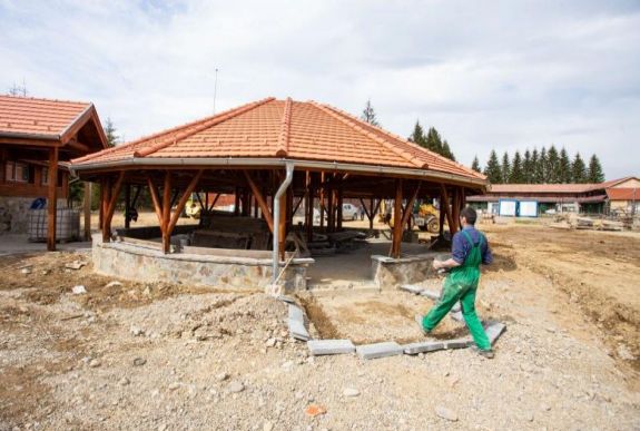 Új ifjúsági tábor épült a háromszéki Kommandón