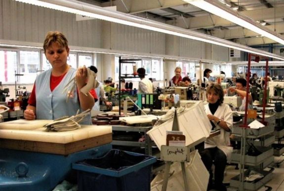 Tervezet: ismét bevezetnék a hatnapos munkahetet Romániában