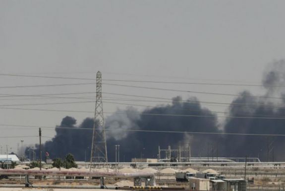 Megingott a szaúdi olajkitermelés a kutakat ért dróntámadás után