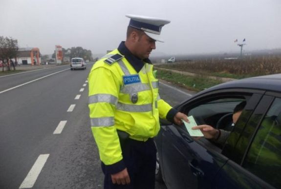 Figyelmezteti az autósokat a rendőrség: hamarosan módosul a KRESZ