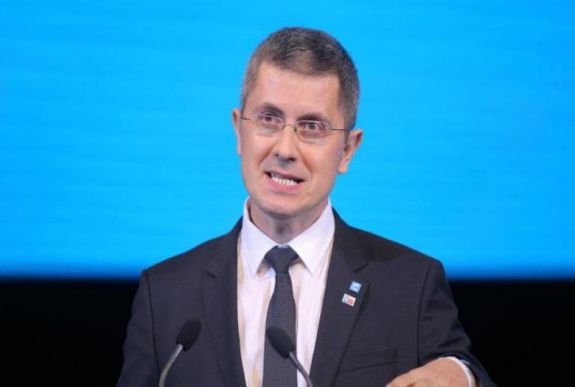 Dan Barna államfőként feloszlatná a parlamentet és előrehozott választásokat írna ki
