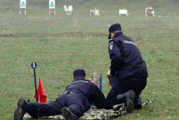 Kárpótlást kér a fiatalember, akinek a fejébe fúródott egy eltévedt csendőrségi golyó