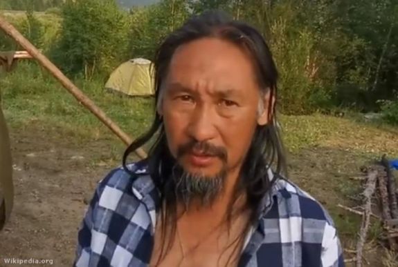 Egy orosz sámán zarándokúttal akarta „kiűzni” Putyint a Kremlből: letartóztatták