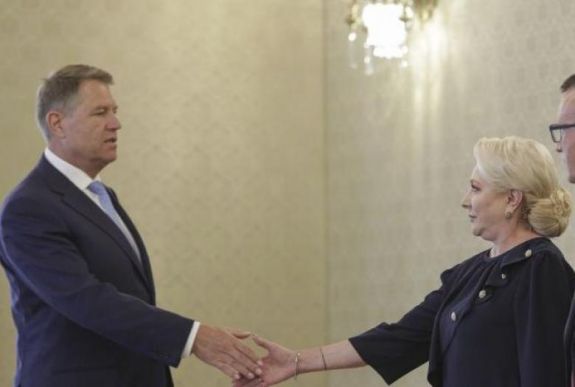 Dăncilă nyílt levélben kéri Johannistól egy ügyvivő belügyminiszter kinevezését