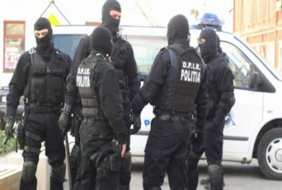 Drogterjesztőkre csaptak le Arad és Bihar megyében