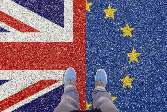 Azt hiszik, ez Való Világ, pedig ez a való világ – erdélyi magyar fiatalok a Brexitről