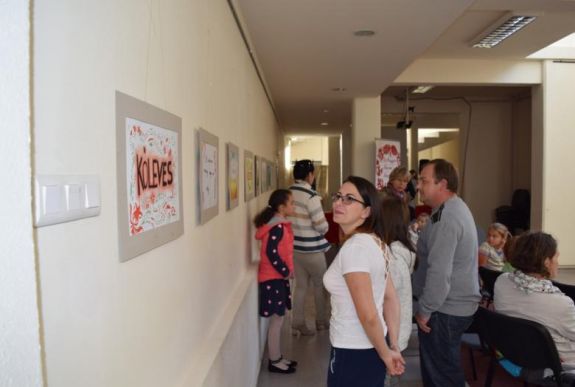 Kő(leves) – papír – színház