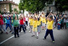 Két héttel a tanévkezdés előtt költöztettek el a város szélére egy kolozsvári magyar óvodai csoportot