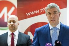 A szlovákiai magyarság fogy, a szlovákiai magyar pártok száma nő – felvidéki politikai körkép