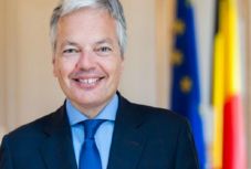 EU: korrupcióval vádolják Didier Reynders igazságügyi biztosjelöltet