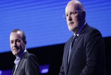 Timmermans újabb meghallgatást sürget a magyar ügyben