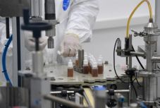 Robbanás történt egy halálos vírusokat tároló orosz laboratóriumban