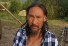 Egy orosz sámán zarándokúttal akarta „kiűzni” Putyint a Kremlből: letartóztatták