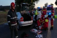 Három autó karambolozott, egy személy meghalt Brassó megyében