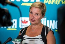 EMNP-botrány: Hegedüs Csilla szerint Csomortányi Istvánnak távoznia kell a közéletből