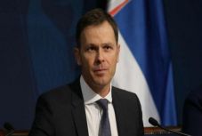 Adókedvezményekkel csábítanák haza a kivándorlókat