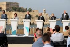 FRISSÍTVE – Megállapodott négy uniós tagállam a tengeren felvett migránsok elosztási mechanizmusáról