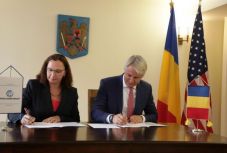 Az állam 500 millió eurós kölcsönt vett fel az egészségügyi helyzet javítására