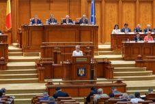 Összegyűjtötte a támogató aláírásokat a bizalmatlansági indítvány benyújtásához a PNL