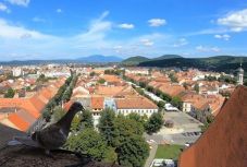 Lépten-nyomon, Besztercén (II.): körbeutazzuk Erdélyt Márkus Éva videobloggerrel