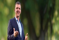 Farkas István: Magyar magyarnak a... farkasa?