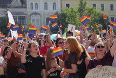 Felmérés az európai melegjogokról: Románia sereghajtó, de egyre nyitottabb